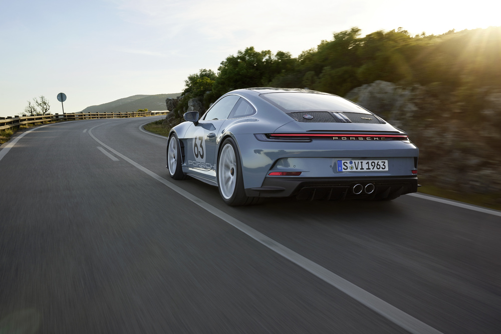2024 Porsche 911 S/T. Image courtesy of Porsche