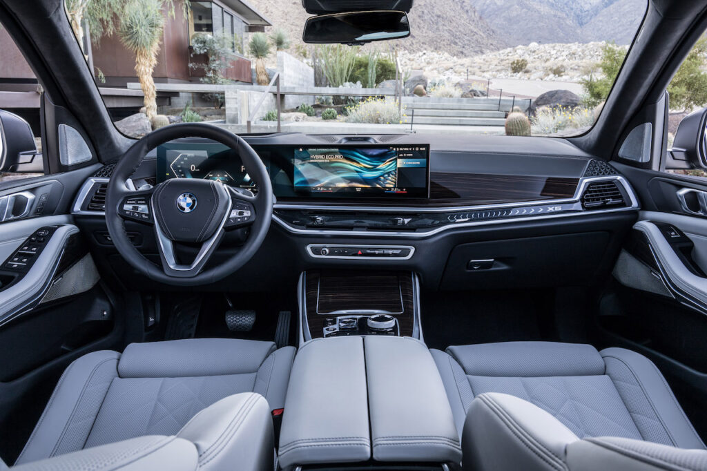 2024 BMW X5 xDrive50e interior. Image courtesy of BMW.