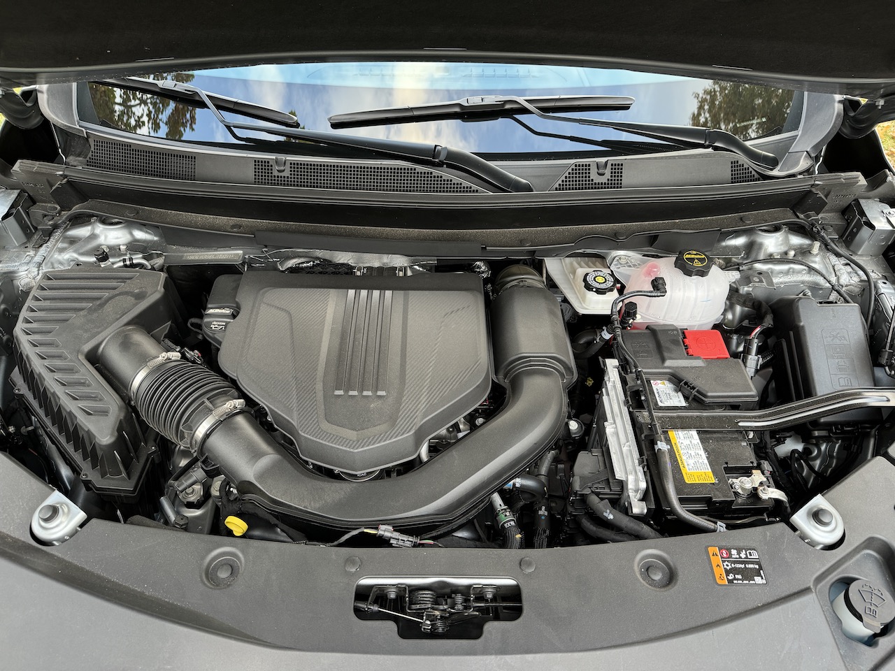 2025 Buick Enclave Avenir, engine bay. Image by Robin Warner