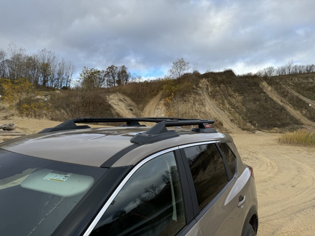 2025 Nissan Rogue Rock Creek, roof rack. Image by Robin Warner