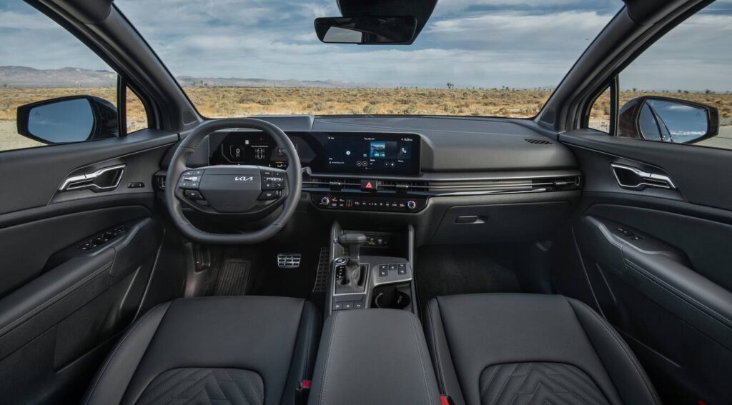 2026 Kia Sportage, interior. Image courtesy of Kia.