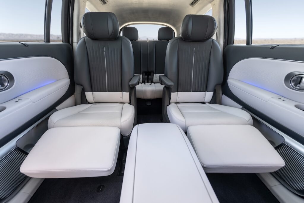 2026 Hyundai Ioniq 9, second row relaxation seats. Image courtesy of Hyundai